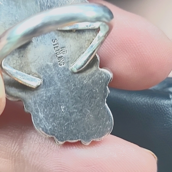 Size 6 1/2in. sterling silver 925 multistone with leaf design 1 1/2 in long ring - Picture 3 of 8